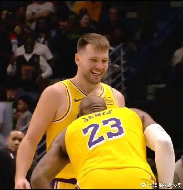 雷迪克称詹姆斯东契奇二人配合战术收效显著