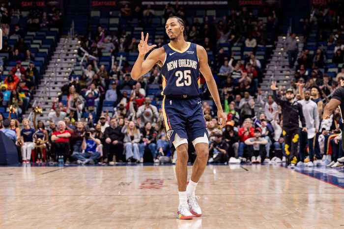 鹈鹕击败灰熊，特雷墨菲32+3+3+3确实强，难怪湖人勇士都想得到他