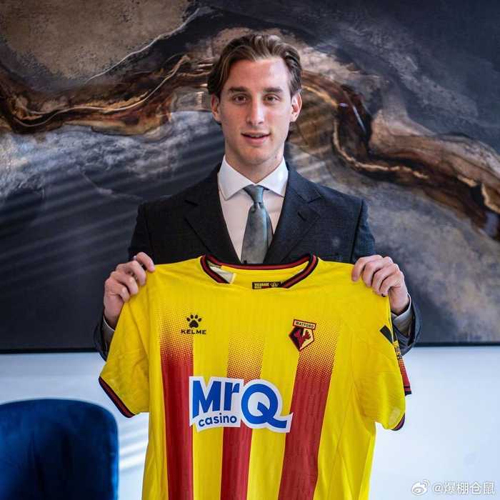 博韦植入除颤器后加盟沃特福德，与埃里克森交流重启生涯